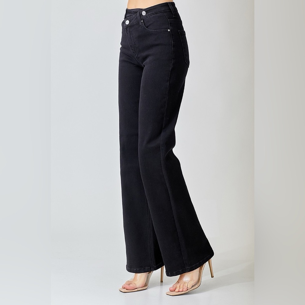 High-Rise Black Wide-Leg Jeans for Women - Picture 2 of 6